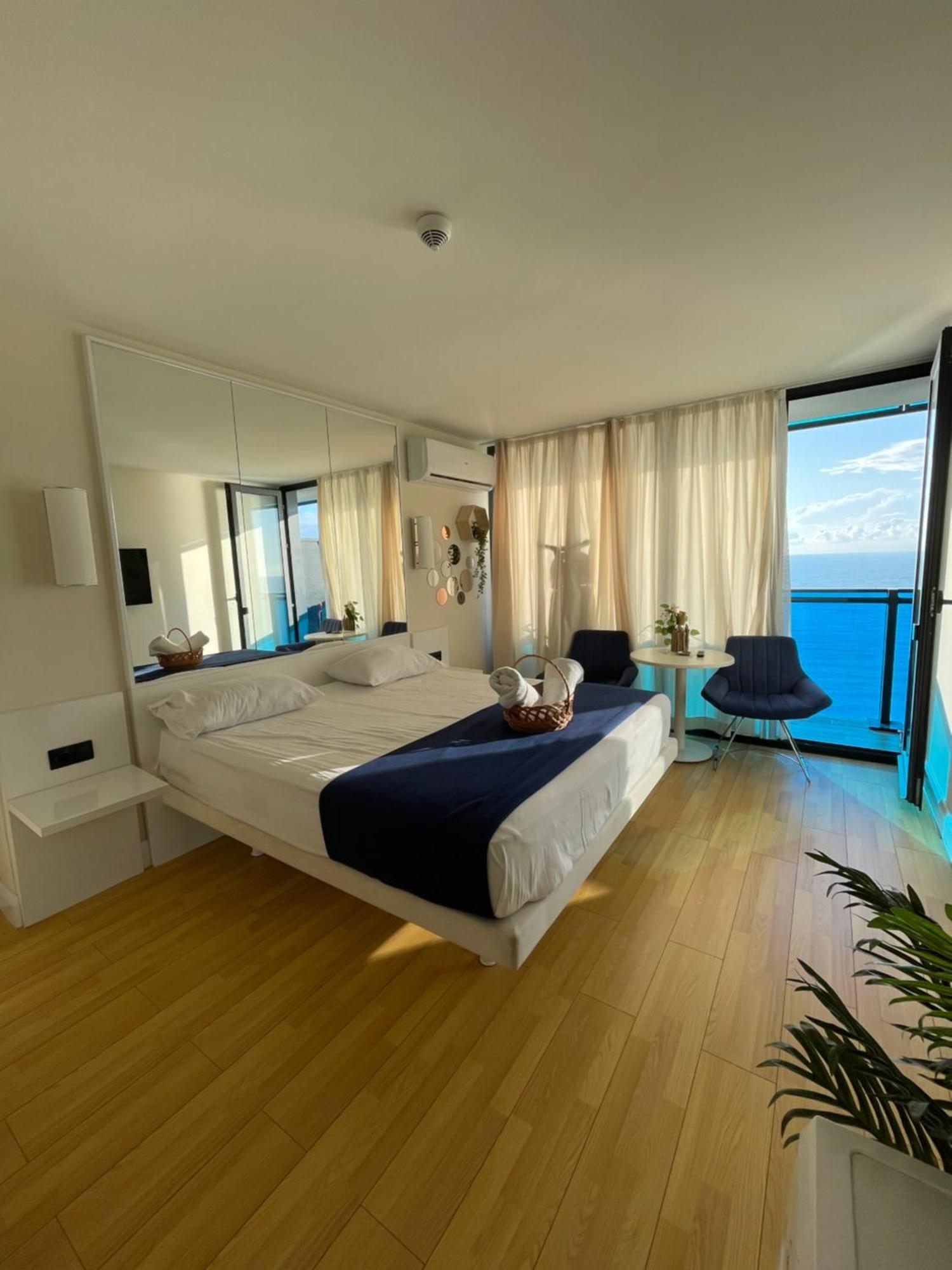 באטומי Panorma Black Sea Side Hotel מראה חיצוני תמונה